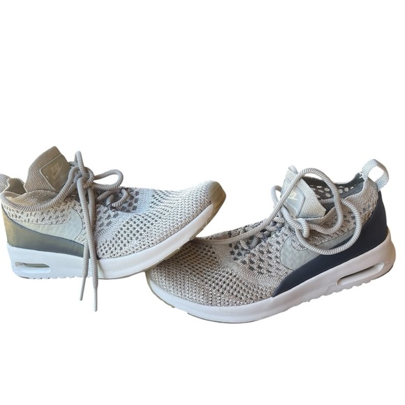 Nike Women's Air Max Thea Ultra Flyknit Grey Sneakers Size 6.5 - Picture 2 of 13